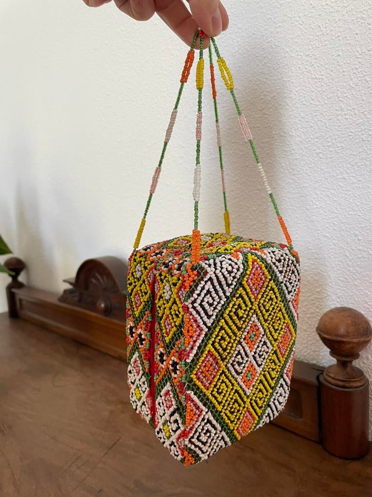 Handgemaakte kralentas, Antiek en Kunst, Ophalen of Verzenden