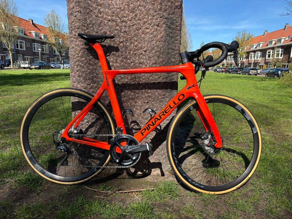 Pinarello Paris Disc – Ultegra – Carbon – Maat 58, Fietsen en Brommers, Fietsen | Racefietsen, Overige merken, Carbon, Ophalen of Verzenden