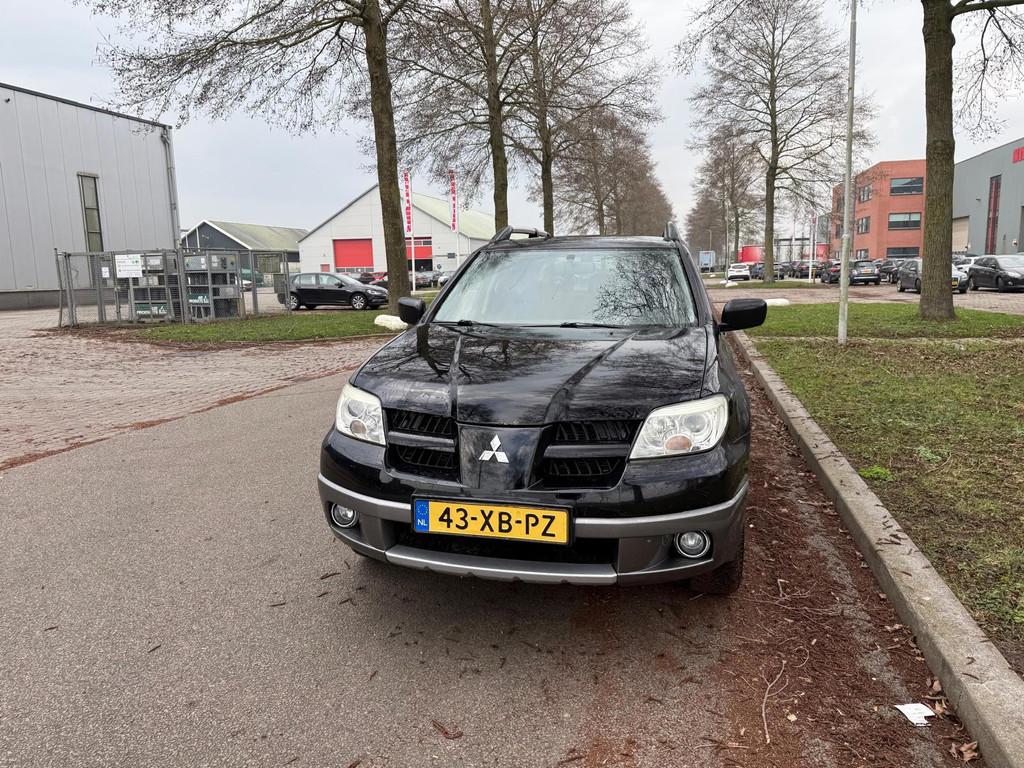 Mitsubishi Outlander Sport 2.0 Invite+ 1 E eigenaar apk maar, Auto's, Mitsubishi, Voorwielaandrijving, Metallic lak, 136 pk, 4 cilinders