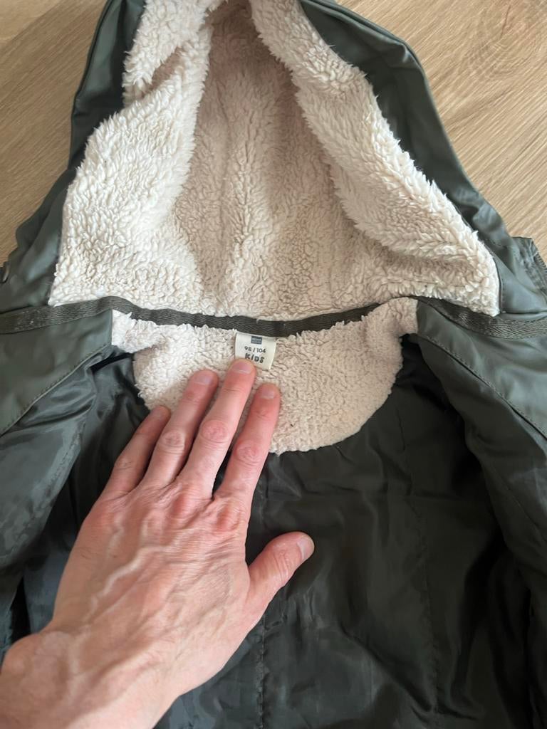 Groene HEMA jas met teddy voering maat 98/104, Ophalen of Verzenden, Gebruikt, Jongen of Meisje, Jas