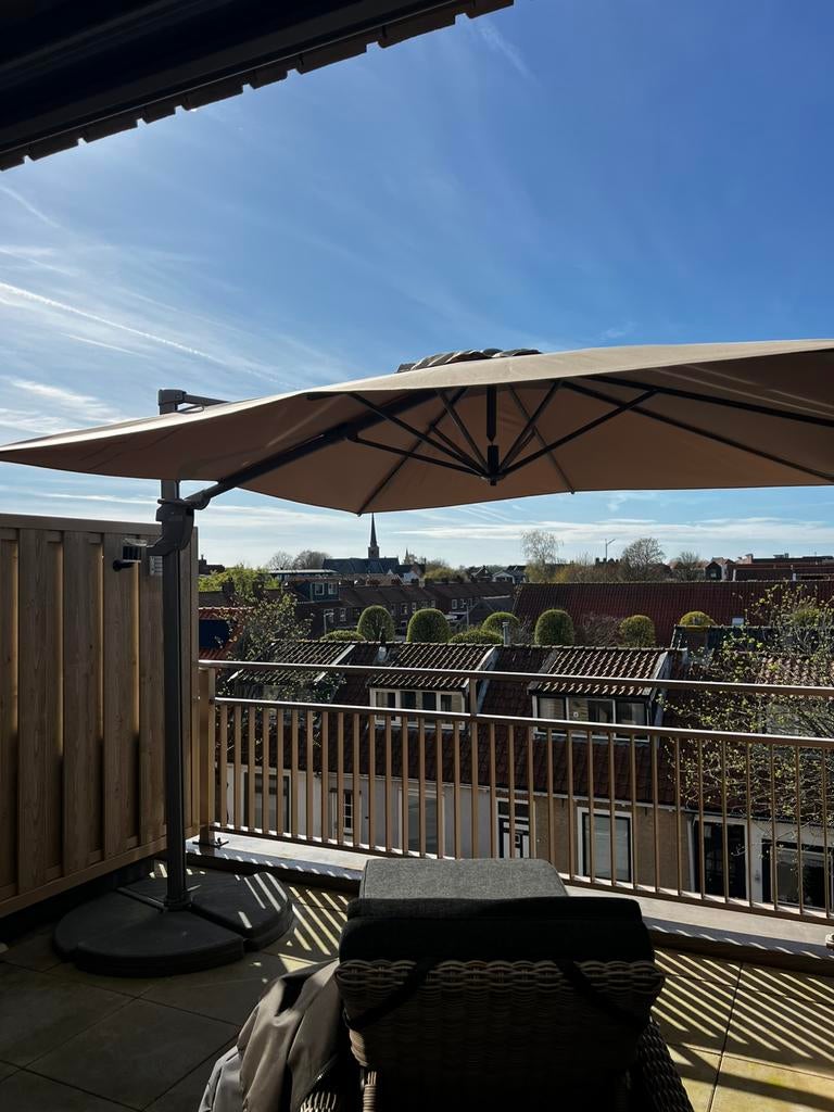 Parasol, Tuin en Terras, Parasols, Zo goed als nieuw, Zweefparasol, 1 tot 2 meter, Ophalen