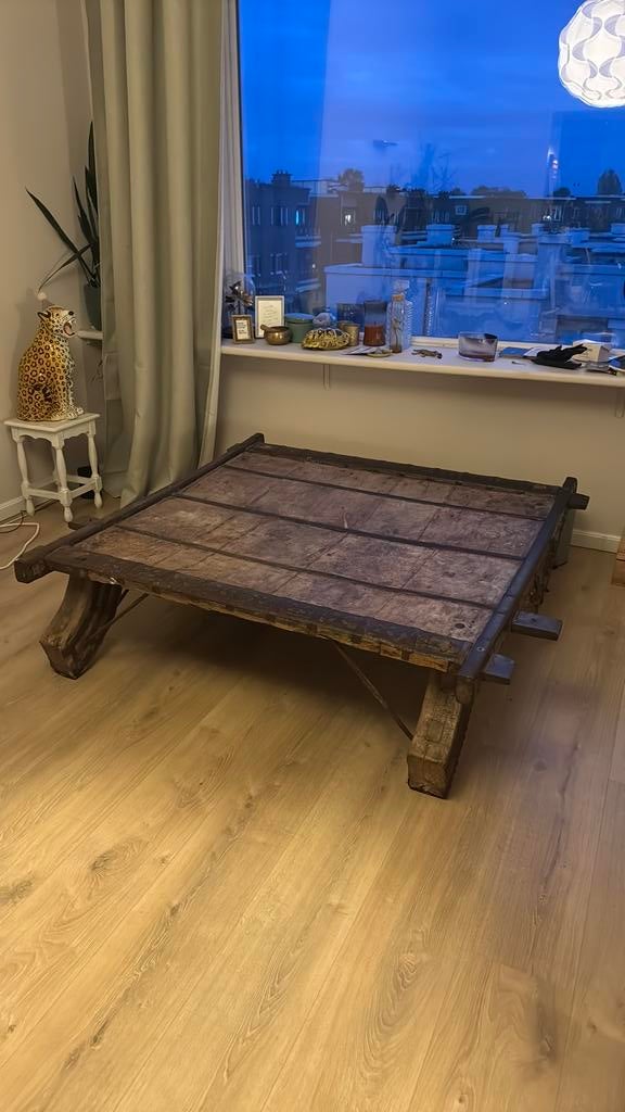 Salontafel India handgemaakt hout ( Bajot Chakra/Chakki ), Huis en Inrichting, Tafels | Salontafels, Ophalen, Gebruikt, Vierkant