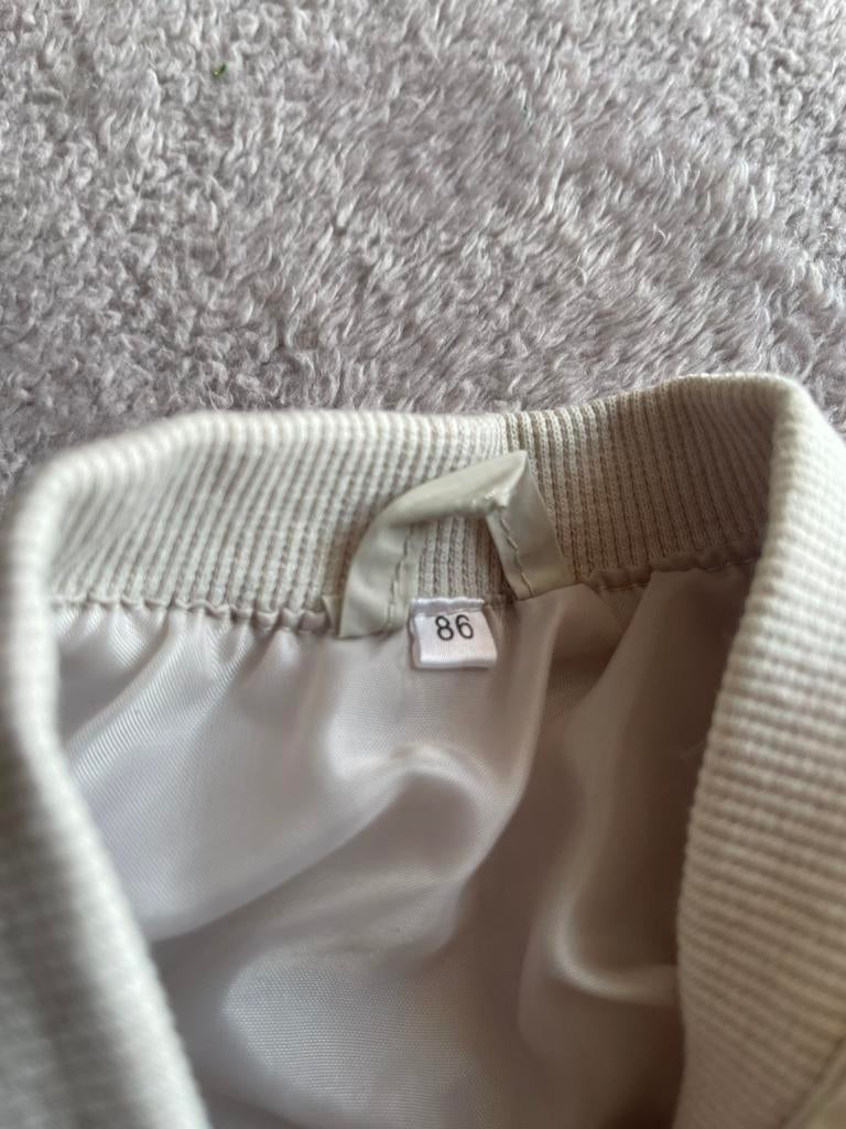 Bodywarmer kind, Kinderen en Baby's, Babykleding | Maat 86, Ophalen, Zo goed als nieuw, Jongetje of Meisje, Jasje