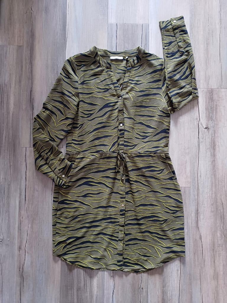 Shein jurk legergroen met patroon, maat L, Maat 42/44 (L), District norrebro, Ophalen of Verzenden, Zo goed als nieuw