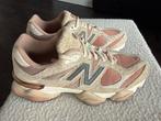 1 x gedragen (te groot) maat 42,5 new balance 9060 koopje€60, Sport en Fitness, Volleybal, Ophalen of Verzenden, Zo goed als nieuw