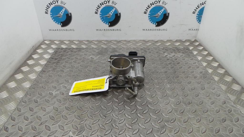 NISSAN MICRA GASKLEPHUIS 2012, Ophalen of Verzenden, Gebruikt, Stiba lid