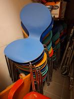 Veel stapelbare Rondo stoelen van Phoenix te koop, Kinderen en Baby's, Kinderkamer | Tafels en Stoelen, Ophalen, Gebruikt, Stoel(en)