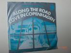 single Orkest Tony Vos Along the Road / Love in Copenhagen, Filmmuziek en Soundtracks, 7 inch, Single, Ophalen of Verzenden