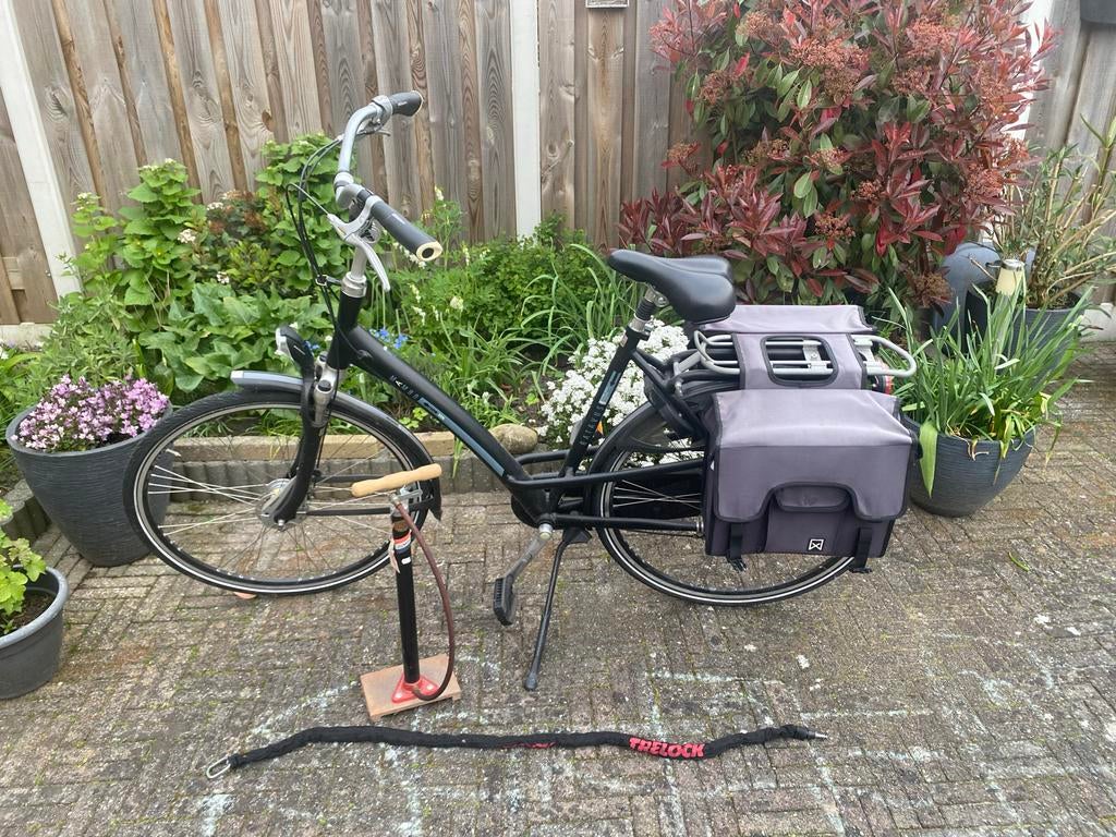 Batavus Mambo (Maat 57) incl. kettingslot, fietstas en pomp!, Ophalen, Versnellingen, Batavus, 56 cm of meer