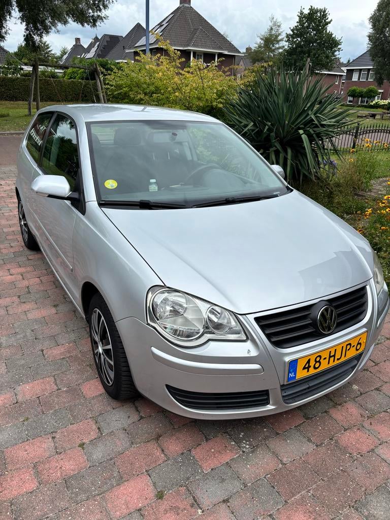 Volkswagen Polo 1.2 51KW 2009 Grijs, Voorwielaandrijving, 40 €/maand, 540 kg, 1198 cc