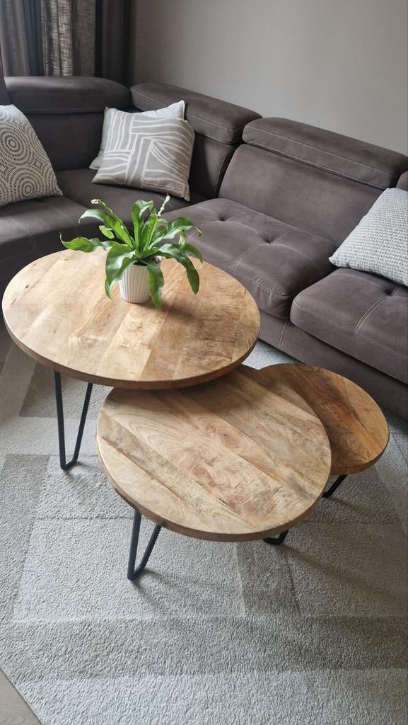 Splinz Salontafel mangohout 3-delig met ijzeren voetstukken, Huis en Inrichting, Tafels | Salontafels, Ophalen