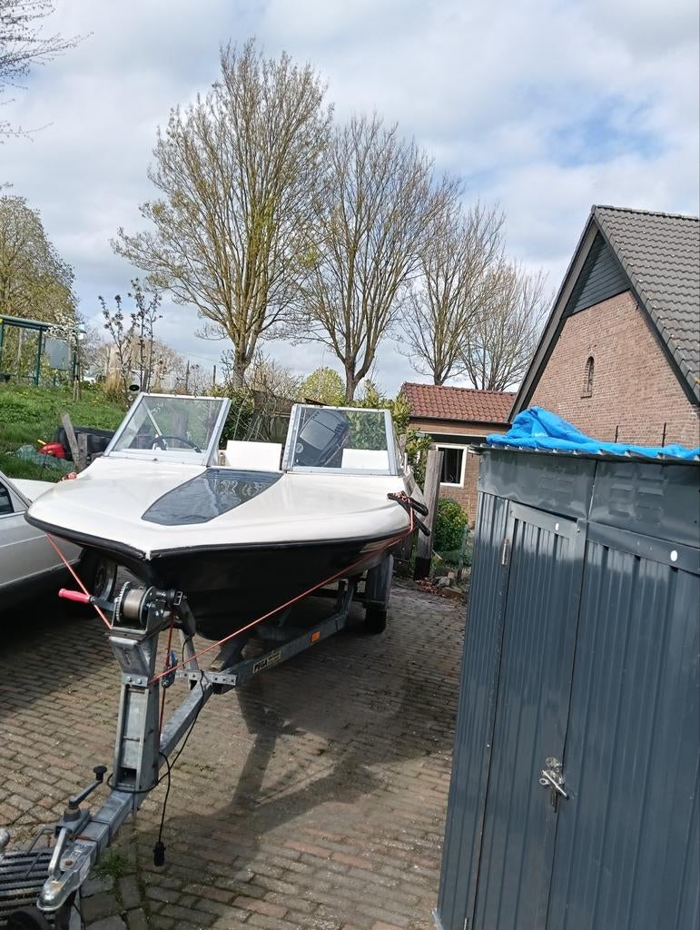Glastron Snelle Motorboot met Mercury 75 PK en Trailer, Gebruikt, 50 pk of meer, Ophalen of Verzenden, Snelvarend
