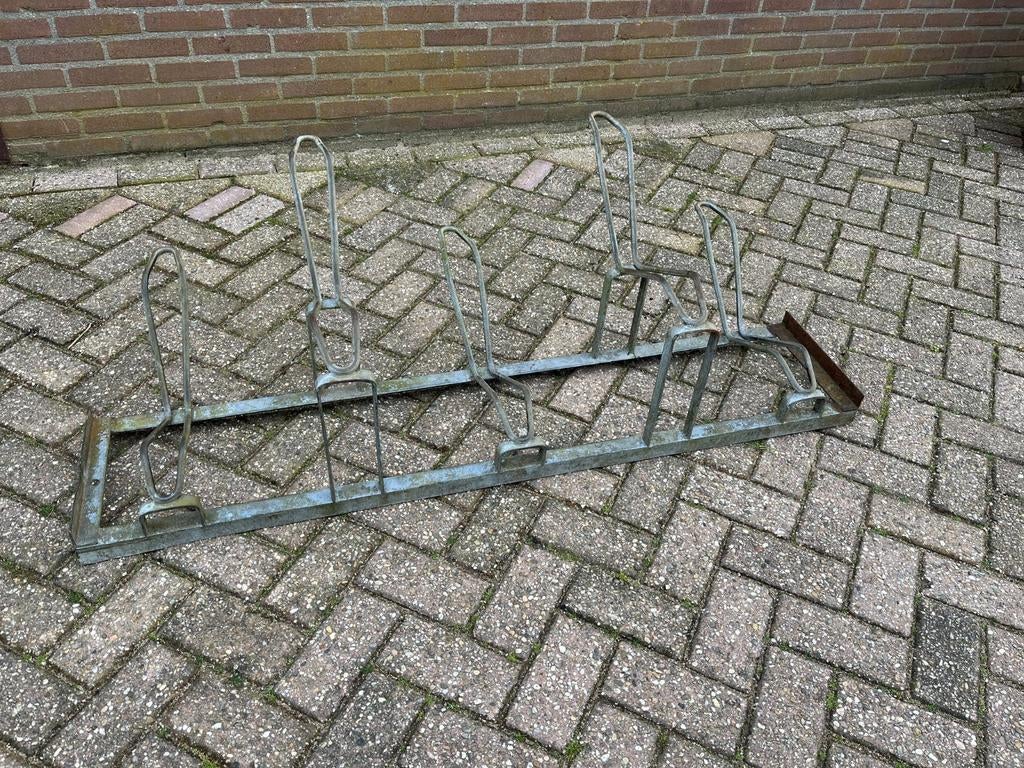 Fietsenrek voor 5 fietsen, Fietsen en Brommers, Fietsaccessoires | Fietsenrekken, Ophalen