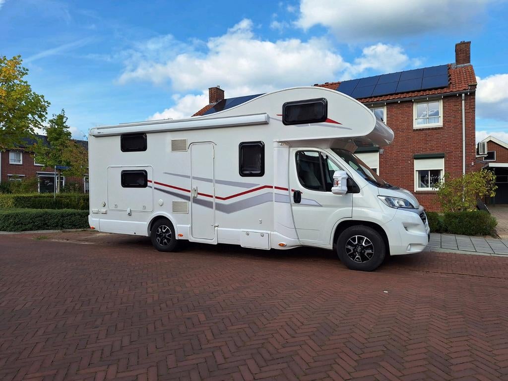 Te koop! Prachtige 6-persoons Rimor camper, Caravans en Kamperen, Campers, Luifel, Alkoof, Ringverwarming, Fiat