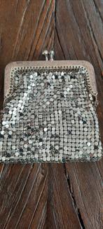 Vintage Zilverkleurige Beurs met Knipsluiting, Overige merken, Gebruikt, Ophalen of Verzenden, Met knipsluiting