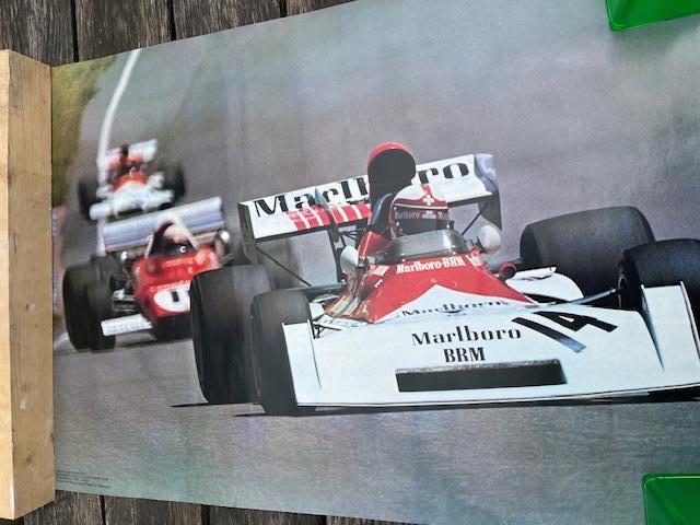4 Posters Marlboro BRM - Lancia Jacky Ickx. Zeer mooi, Verzamelen, Verzenden, Deurposter of groter, Zo goed als nieuw, Sport