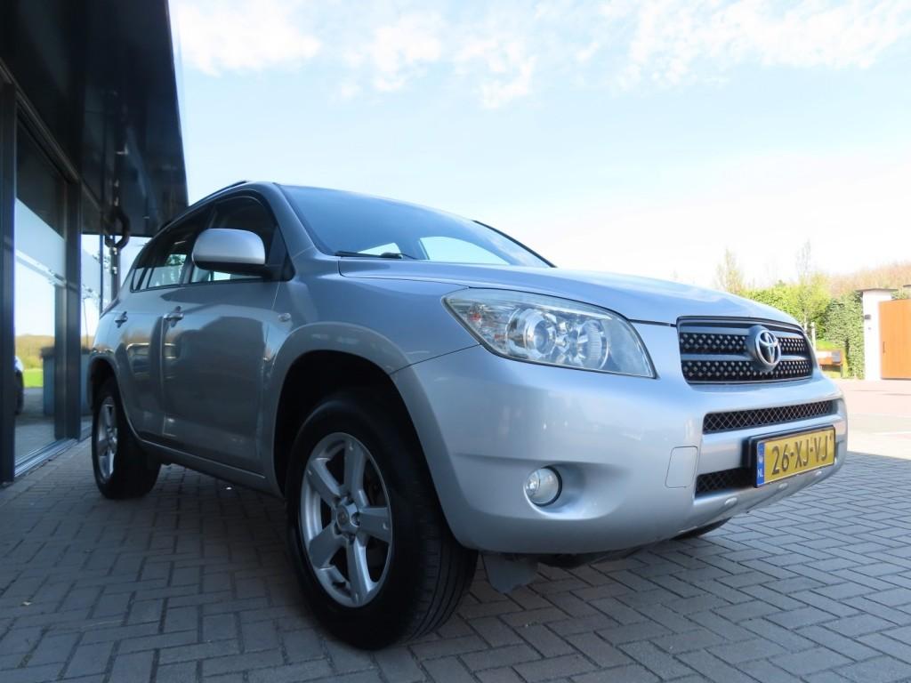 Toyota RAV4 2.0 VVTI Linea Sol 4WD Ecc Cruise Trekhaak 2007, Auto's, Toyota, 1998 cc, Startonderbreker, 4 cilinders, 2000 kg