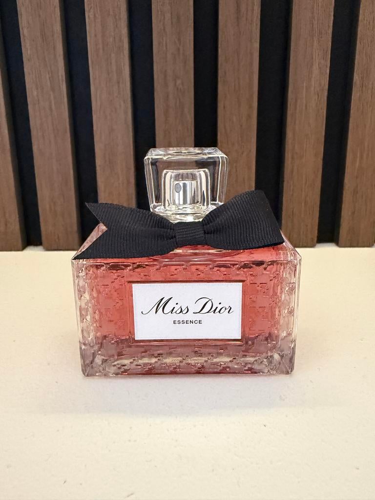 Miss Dior Essence parfum nieuw 80ml, Ophalen of Verzenden, Gebruikt
