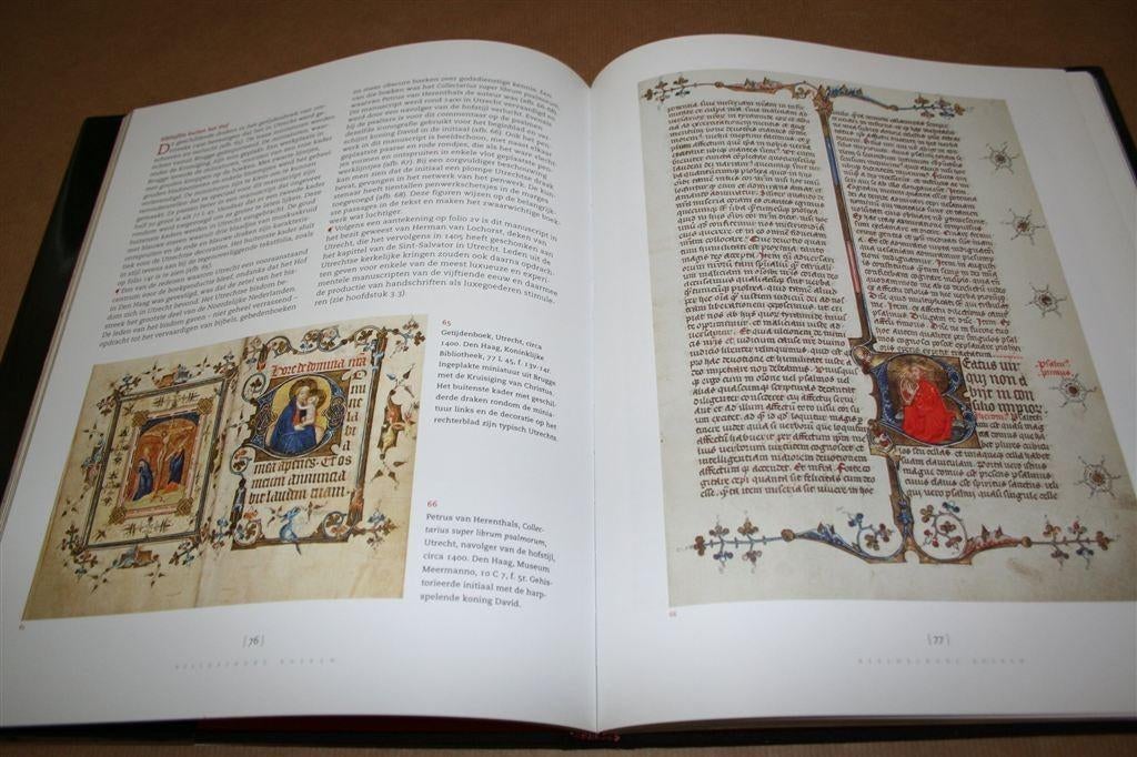 Beeldschone Boeken — Middeleeuwse Manuscripten Utrecht, Ophalen of Verzenden, Zo goed als nieuw