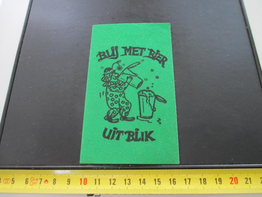sticker VILT Carnaval Blij met bier uit blik, Ophalen, Zo goed als nieuw