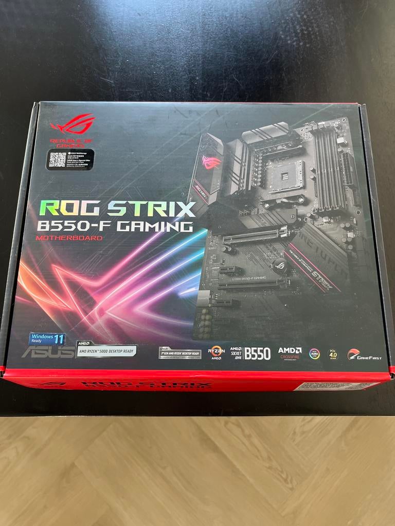 ASUS ROG STRIX B550-F GAMING Moederbord - Zo goed als nieuw, Computers en Software, Moederborden, Ophalen of Verzenden, Zo goed als nieuw