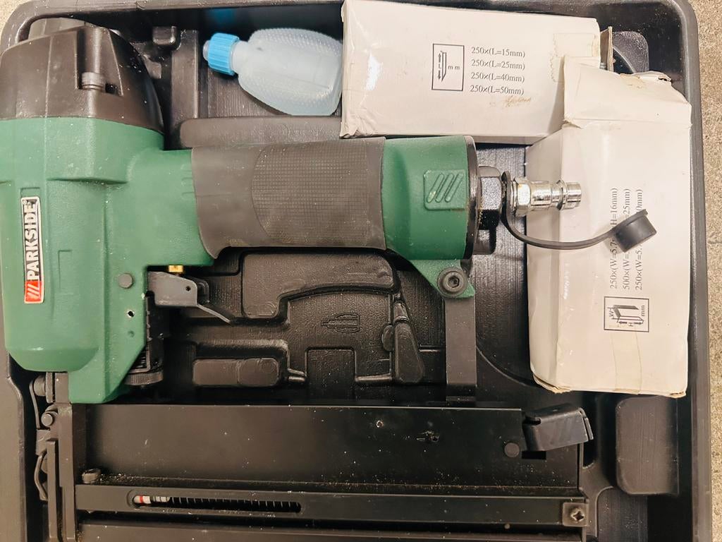 Parkside pneumatische nietmachine met koffer, Ophalen of Verzenden, Gebruikt