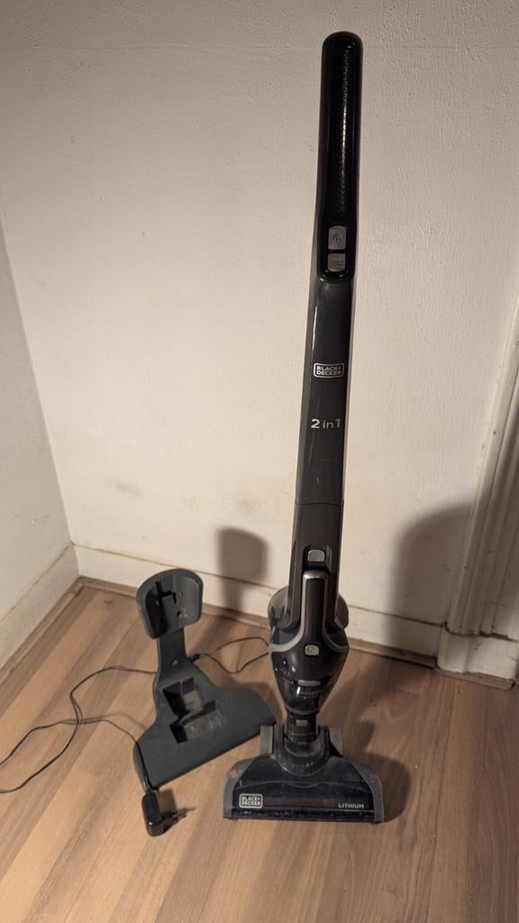 Black & Decker 2-in-1 steelstofzuiger en kruimeldief, Ophalen of Verzenden, Gebruikt, Reservoir, Stofzuiger