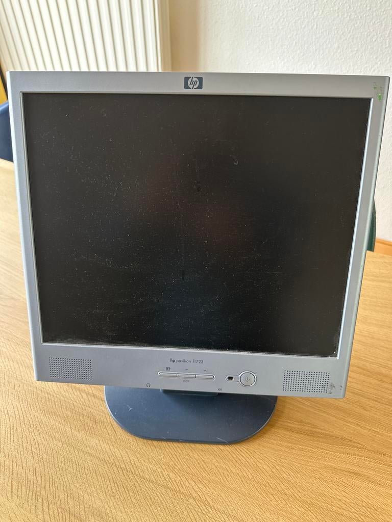 HP Pavilion f1723 Monitor - 17 inch, Computers en Software, Ophalen of Verzenden, VGA, Ingebouwde speakers, 60 Hz of minder