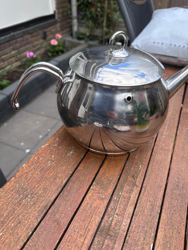 Metalen theepot, Ophalen of Verzenden