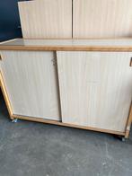 Schilte kast, Ophalen, Zo goed als nieuw, 25 tot 50 cm, 100 tot 150 cm