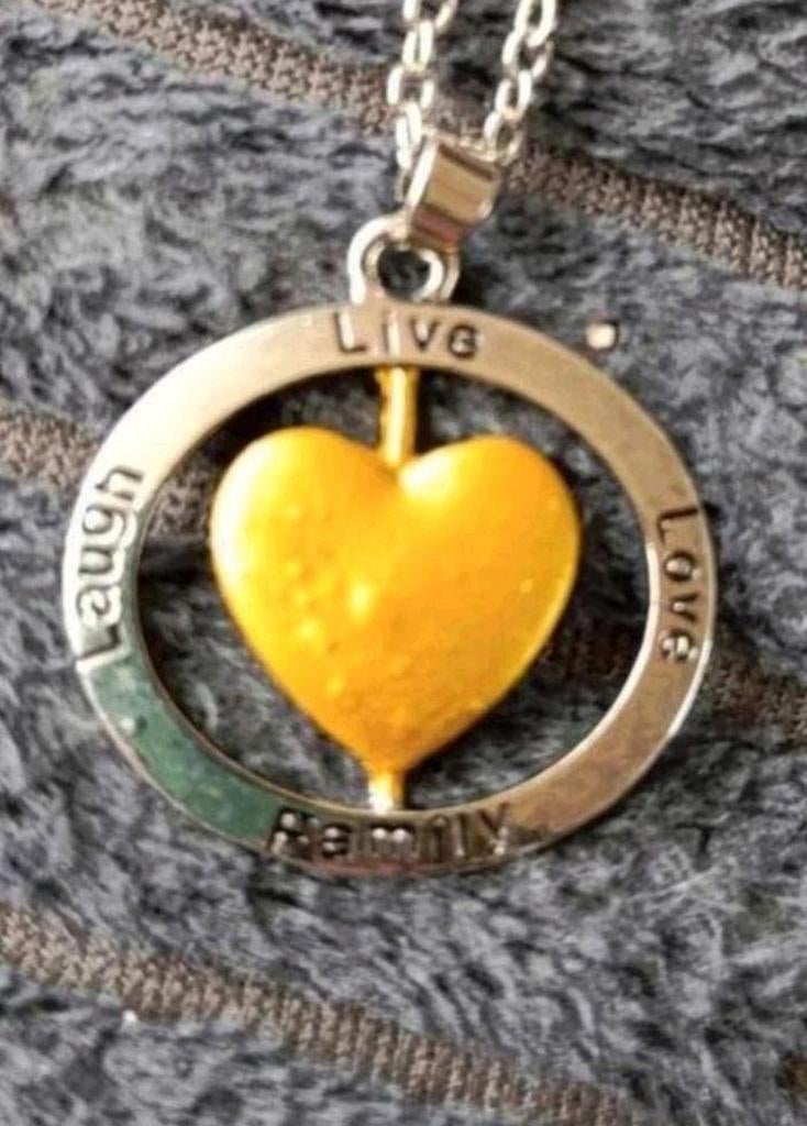 Ketting laugh live love family, Verzenden, Nieuw, Zilver, Met hanger