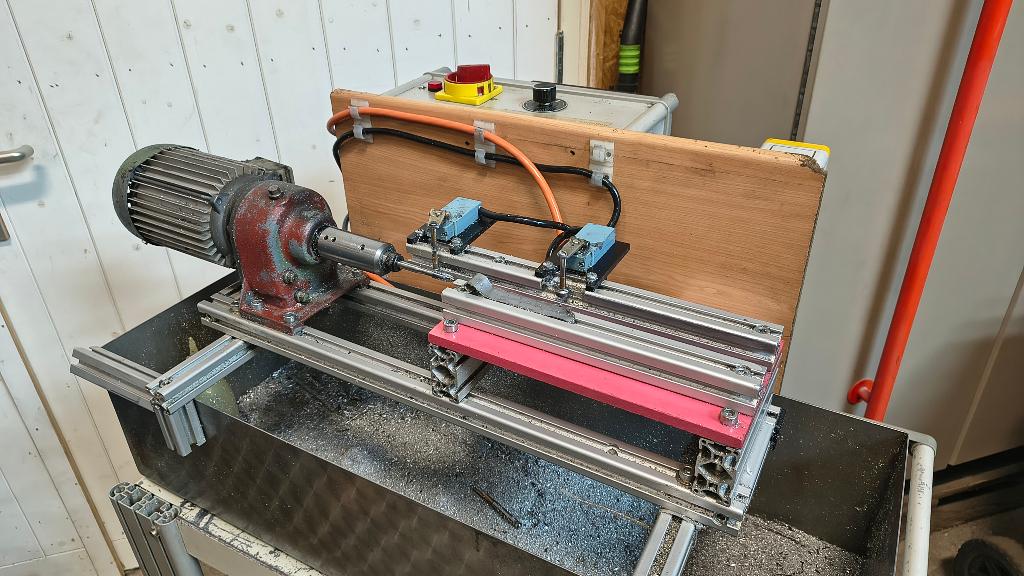 Tapmachine taparm spindel aluminium extrusie, Ophalen, Gebruikt, Variabele snelheid, Onbekend