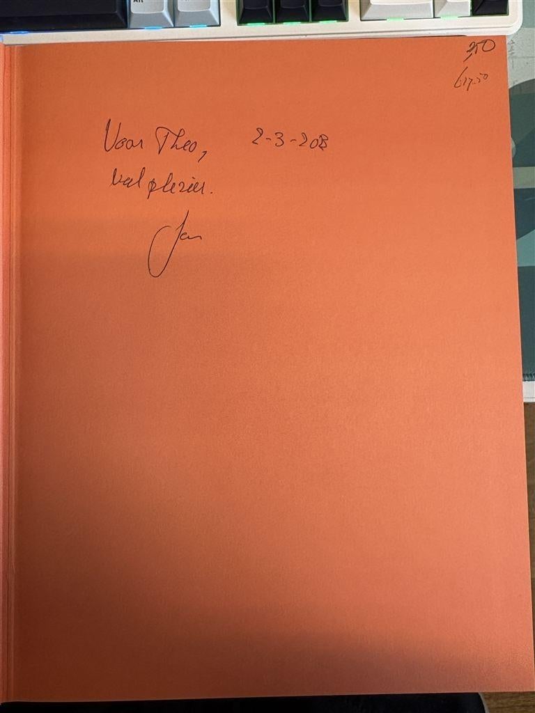 Gemeentehuizen in Nederland — Gesigneerd door Fotograaf, Ophalen of Verzenden, Zo goed als nieuw