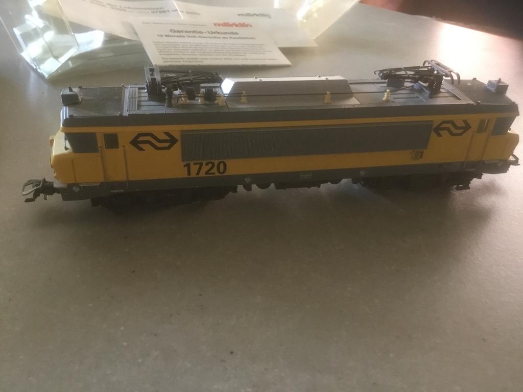 Märklin NS Locomotief Serie 1700 NS 37261, Wisselstroom, Gebruikt, Locomotief, Ophalen of Verzenden