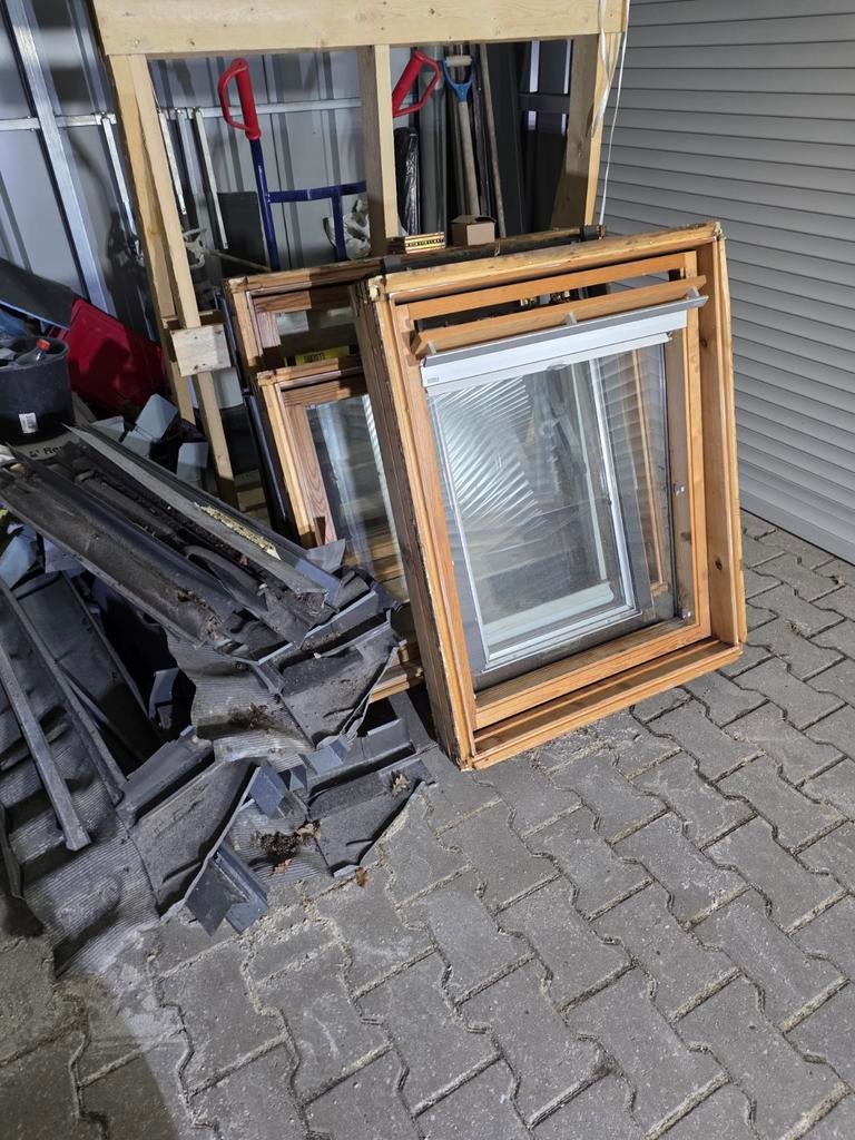 4x gebruikte Velux dakramen (3x GGL 304, 1x GGL 104), Doe-het-zelf en Verbouw, Glas en Ramen, Ophalen, Gebruikt, Minder dan 80 cm