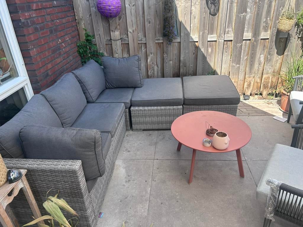 Loungebank, Ophalen, Gebruikt