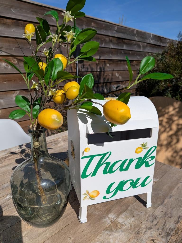 Decoratie voor een Italian wedding style. Bruiloft artikelen, Ophalen, Versiering