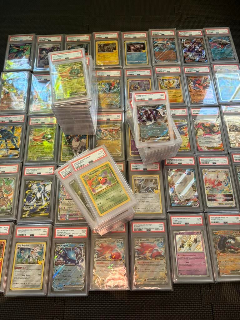 Goedkope PSA 8, 9, 10 slabs️, Ophalen of Verzenden, Zo goed als nieuw, Meerdere kaarten