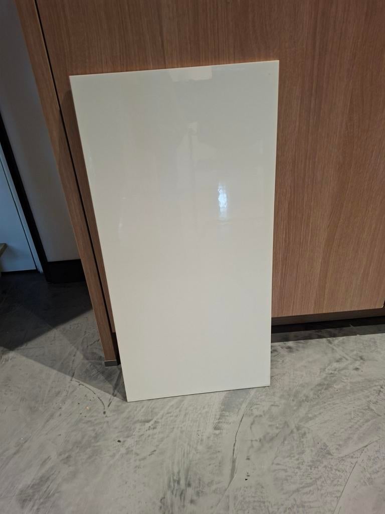 Restpartij 6m² glans witte wandtegels, Ophalen