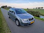 Skoda Fabia 1.2 i 12v 2005 Weinig Kmtrs Airco Cruise Control, Auto's, Voorwielaandrijving, Zwart, USB, 1198 cc