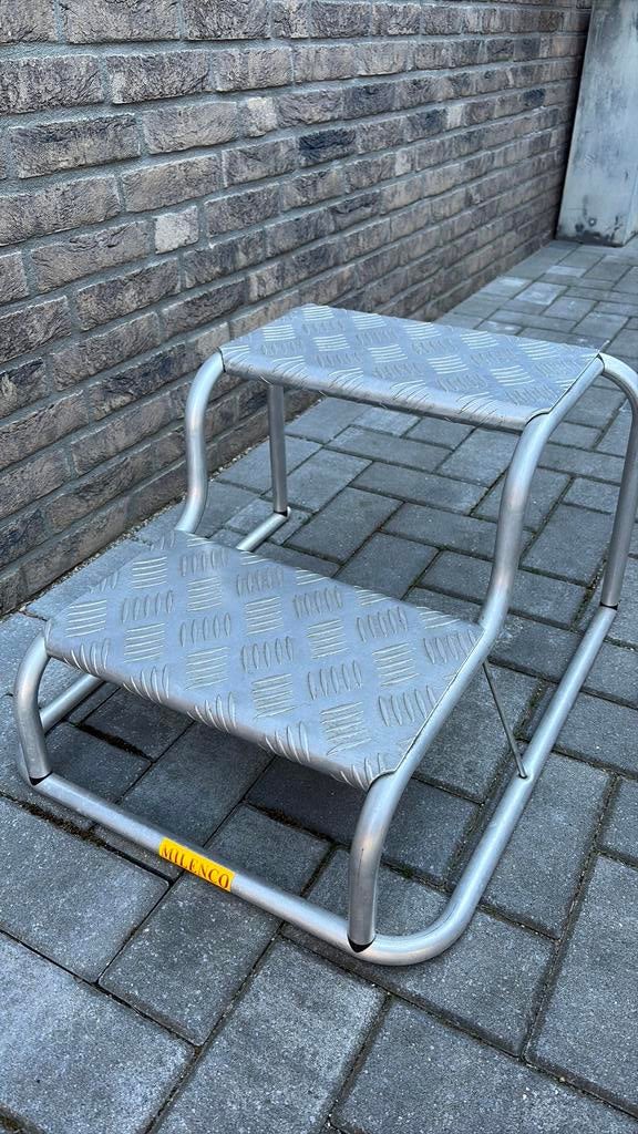 Milenco caravan trap aluminium, Ophalen, Zo goed als nieuw