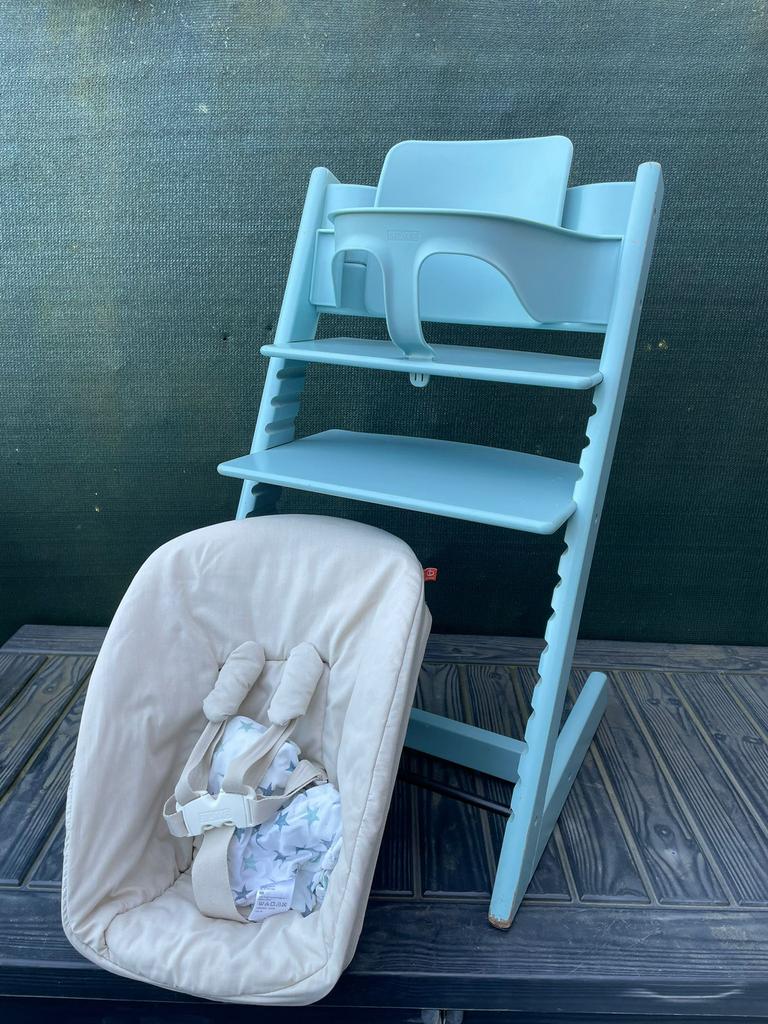 Tripp Trapp blauw, newbornset, babyset. Trip Trap Stokke, Ophalen, Zo goed als nieuw, Meegroeistoel