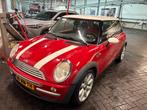 Mini 1.6 16V Cooper 2004 Rood, Auto's, Mini, Voorwielaandrijving, Bluetooth, 15 km/l, 4 cilinders