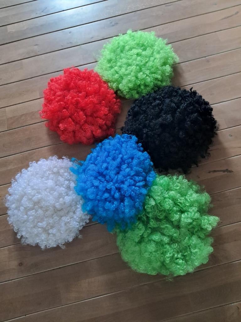 6 afro krul pruiken, Ophalen of Verzenden