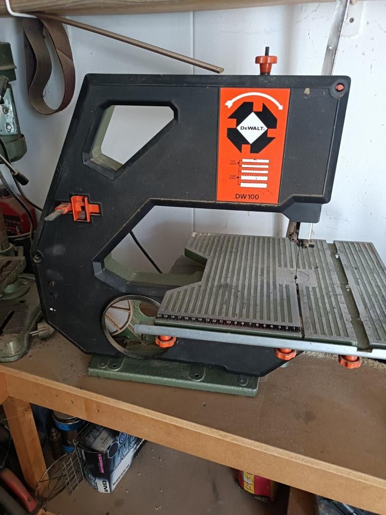 DeWalt lintzaag machine, Gebruikt, 70 mm of meer, Ophalen of Verzenden, Lintzaag