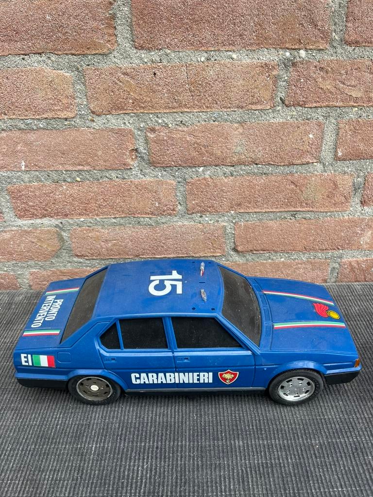 Alfa Romeo Alfa 90 carabinieri ** zeldzaam opknappertje **, Ophalen of Verzenden, Gebruikt, 1:9 t/m 1:12, Auto