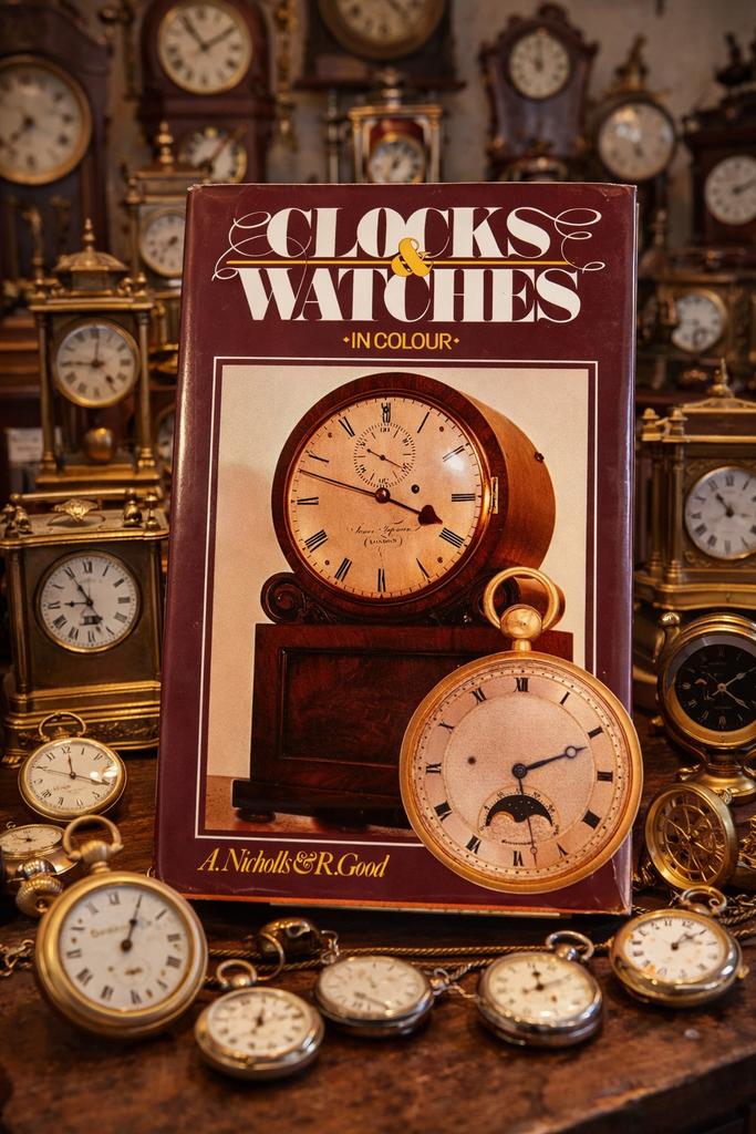 Clocks & Watches, Ophalen of Verzenden