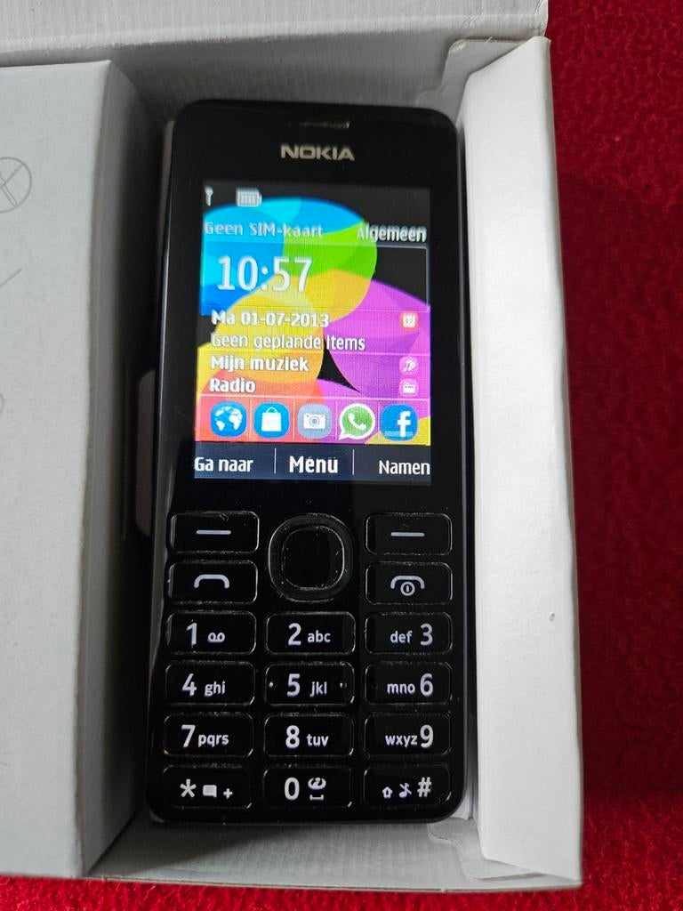 Goed werkende Nokia telefoon model 206,met oplader, €19,95, Zwart, Fysiek toetsenbord, 3 tot 6 megapixel, Ophalen of Verzenden