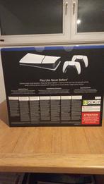 PS5 Digital Edition 825 GB met 2 controllers, Spelcomputers en Games, Spelcomputers | Sony PlayStation 5, Ophalen, Zo goed als nieuw