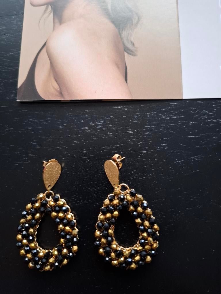 Paulie Pocket oorbellen, Sieraden, Tassen en Uiterlijk, Oorbellen, Ophalen of Verzenden, Zo goed als nieuw, Zwart, Goud